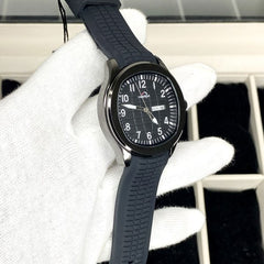 Heryi Men’s Watch With Silicone Strap