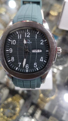 Heryi Men’s Watch With Silicone Strap