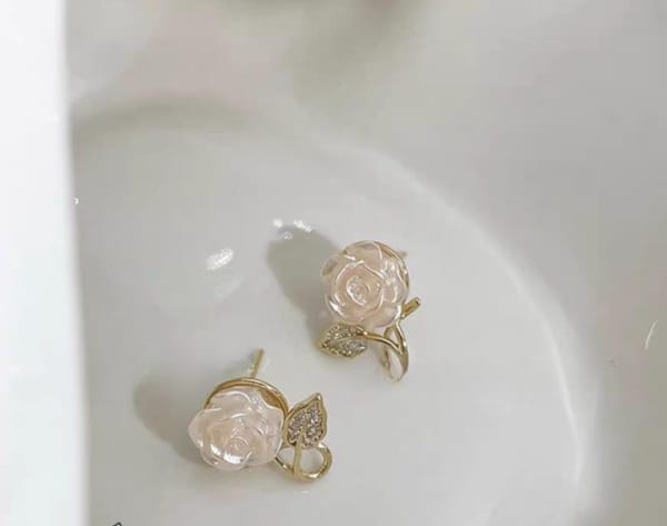 Flower Leaf Korean Zircon Earings - Mall Mega