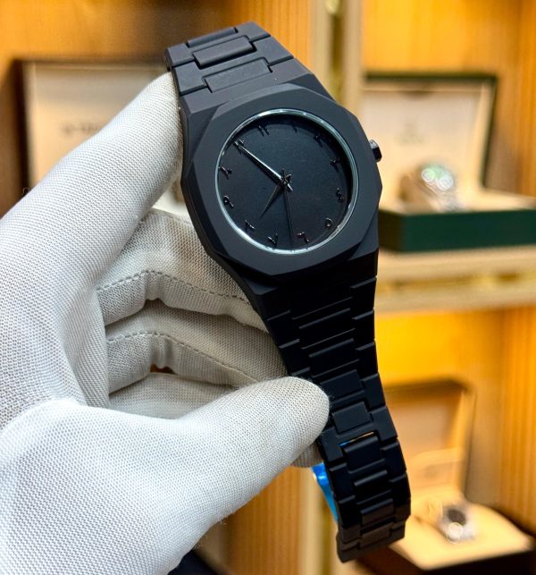 Full Black Aura Quartz Watch - Mall Mega