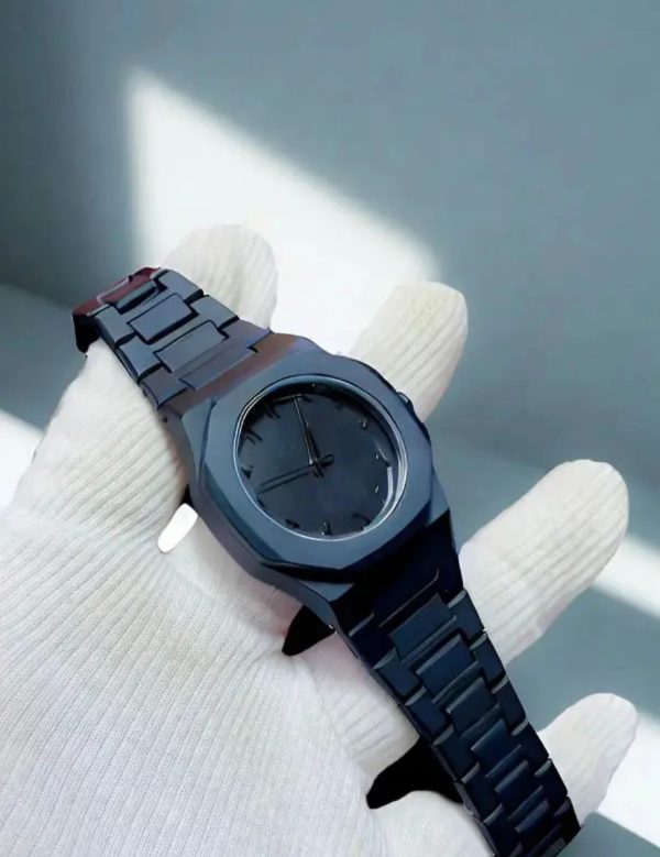 Full Black Aura Quartz Watch - Mall Mega