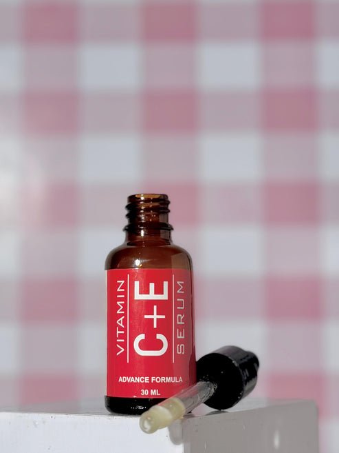 Nirvana Botanics Vitamin C + E Serum – 15ml | Anti Acne & Glowing Serum Vitamin C + E - Mall Mega