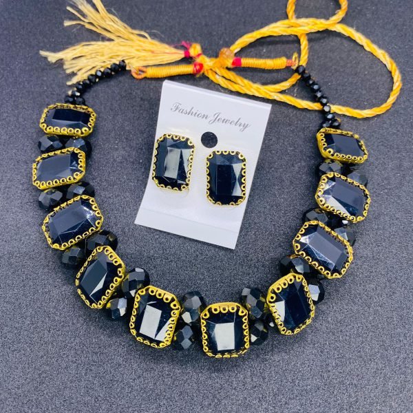 Premium Quality Stones Choker Necklace With Earrings Set - Mall Mega